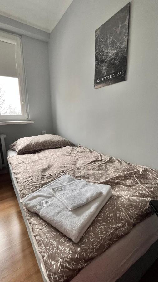 Apartament Z Widokiem Na Spodek Katovice Exteriér fotografie