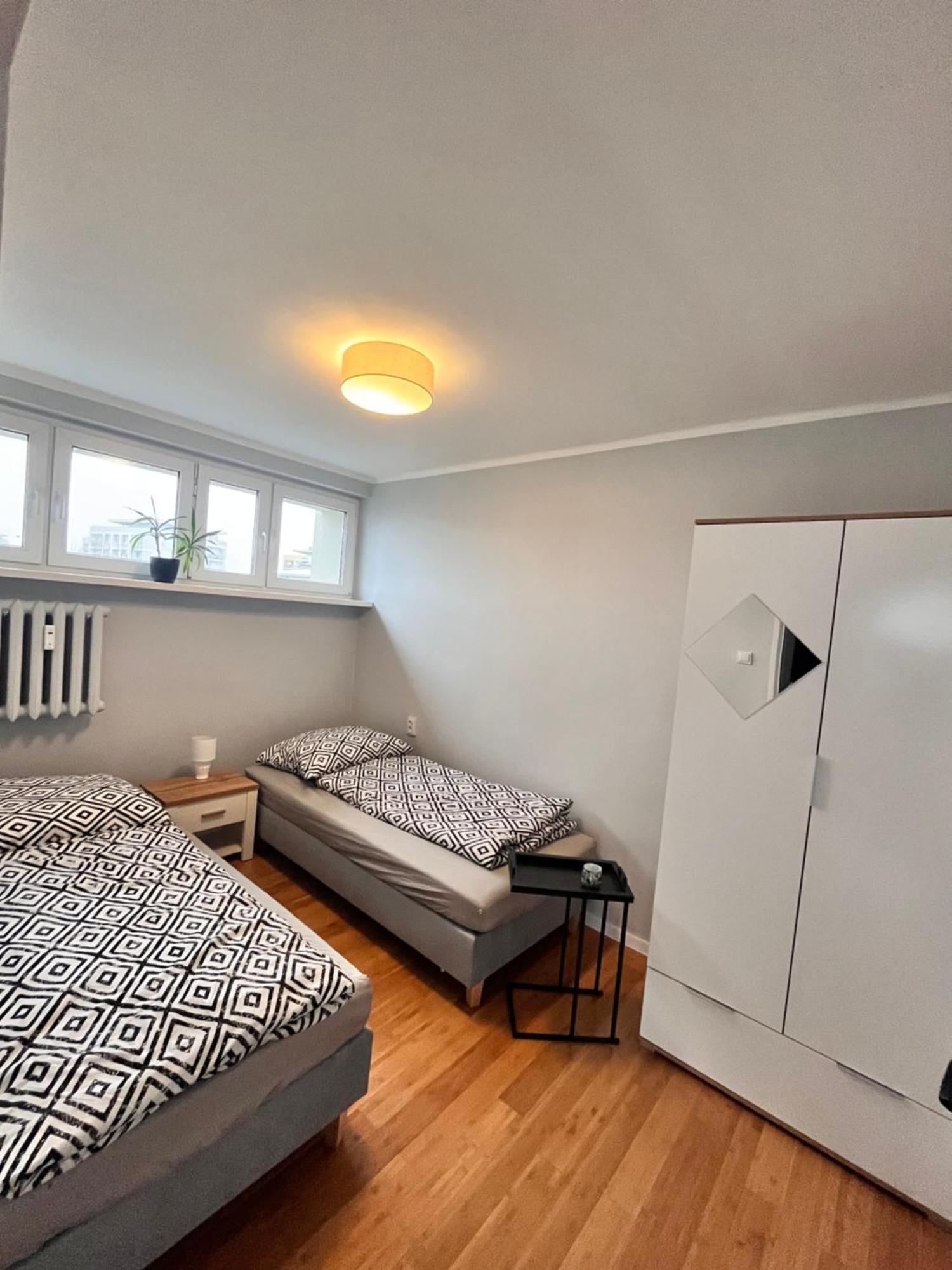 Apartament Z Widokiem Na Spodek Katovice Exteriér fotografie